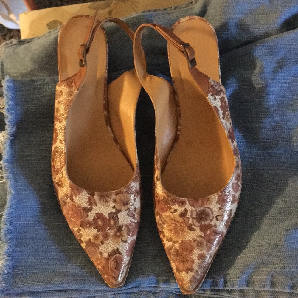 Sundance ladies mules